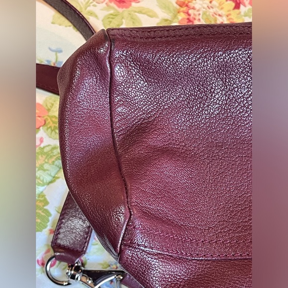 💵SOLD💵 GIVENCHY Metallic Sugar Goatskin Medium Pandora Bordeaux Handbag - Picture 6 of 16
